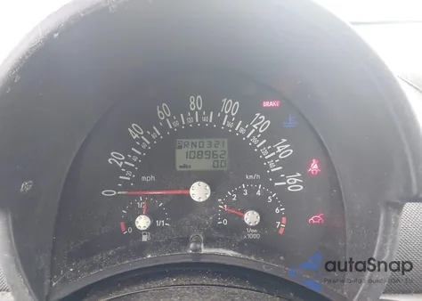 2004 Volkswagen New Beetle Gls 1.8T из США, поврежденный, VIN 3VWCD21C84M402662